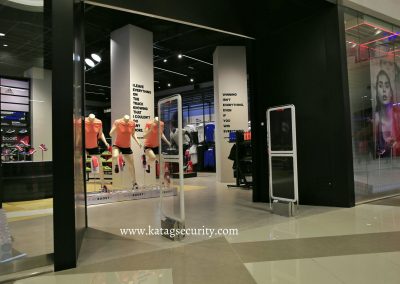 Adidas - 2