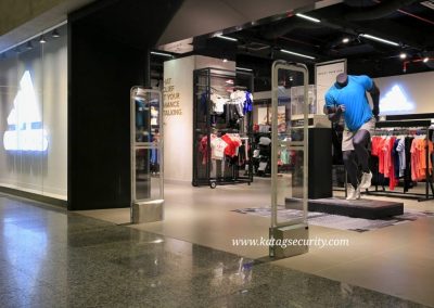Adidas - 5