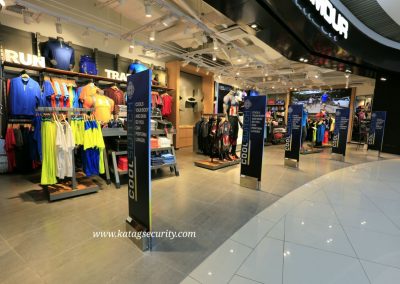 Under Armour - 3